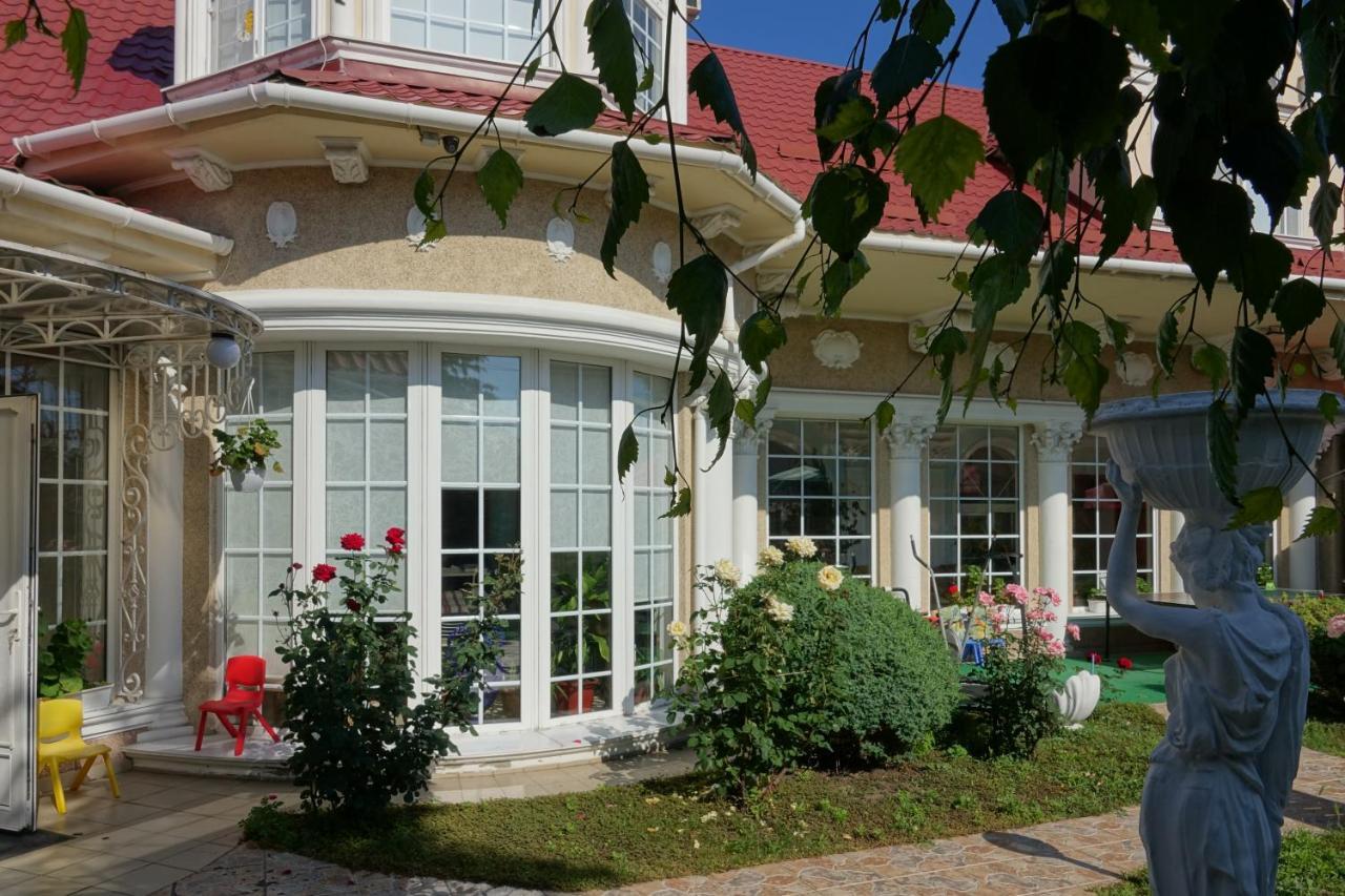 White House Apartments โอเดสซา ภายนอก รูปภาพ