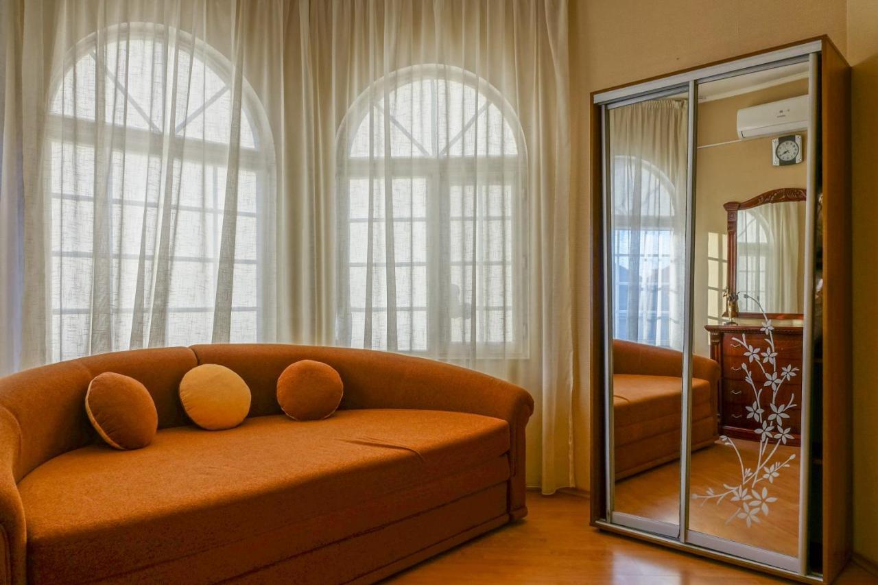 White House Apartments โอเดสซา ภายนอก รูปภาพ